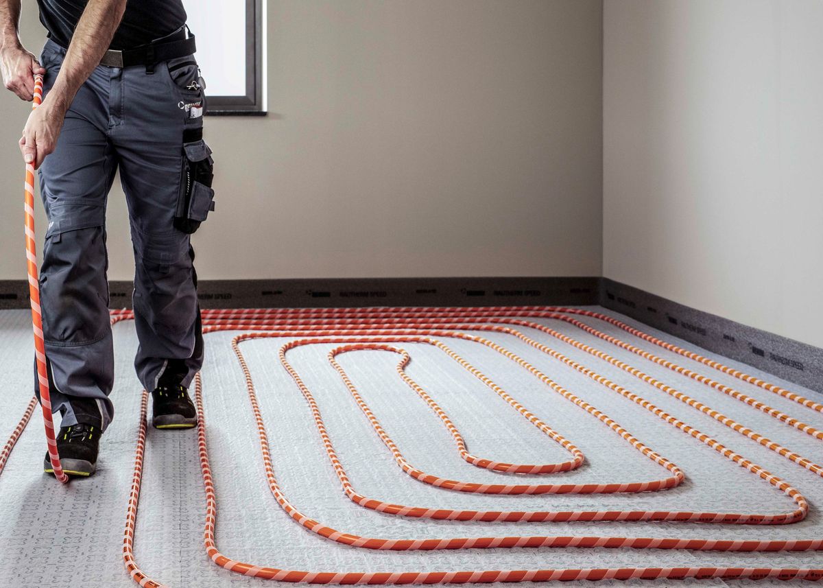 Plomberie multicouche dans une maison neuve avec REHAU