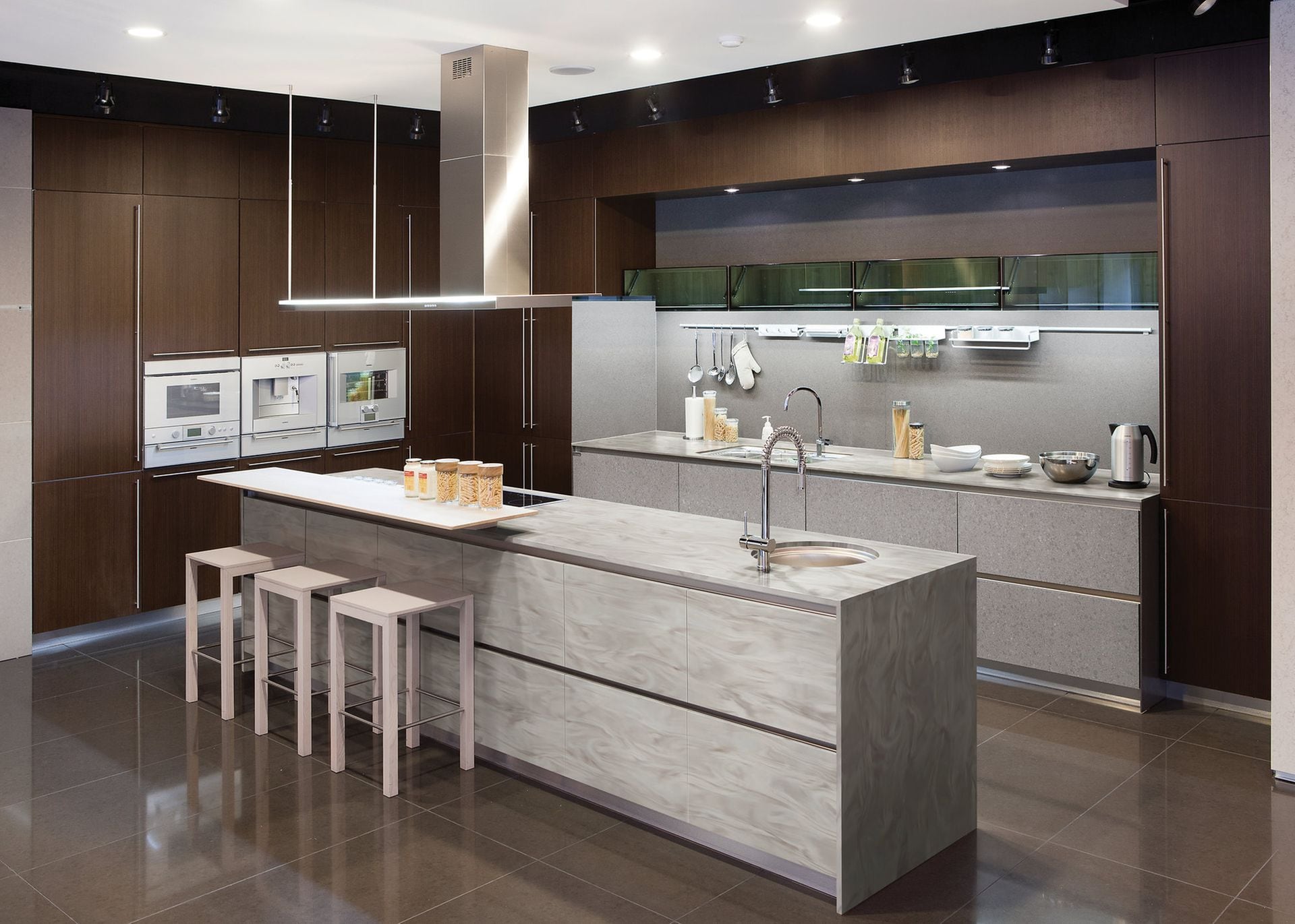 Diseños de Cocinas de Lujo Modernas e Italianas - REHAU