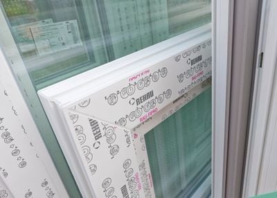 ▷ Cómo limpiar ventanas de PVC - REHAU