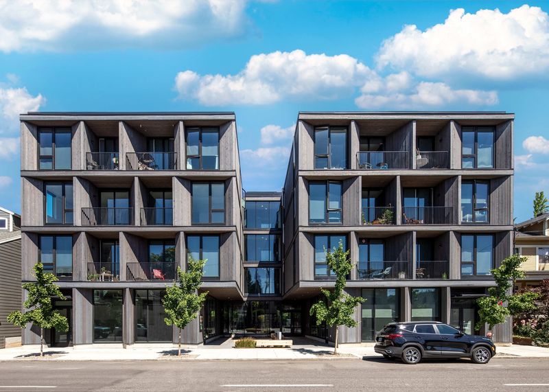 Abernathy Flats in Portland, Oregon Windows & Doors REHAU